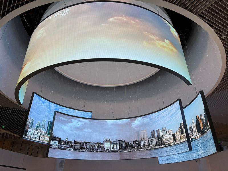 Curved LED Panels: Enhance Advertising Immersion     High-resolution LED display: Clear presentation of every detail